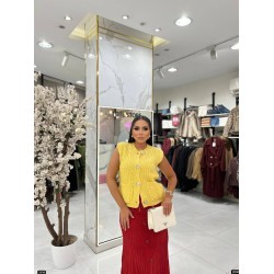 بلوفر تريكو بأزرار بلوفر تريكو بأزرار