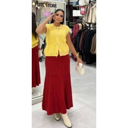 جيبه مضلعة بأزرار أمامية جيبه مضلعة بأزرار أمامية