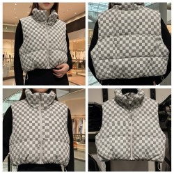 فيست منفوخة قصيرة ومبطنة بنمط رقعة الشطرنج فيست منفوخة قصيرة ومبطنة بنمط رقعة الشطرنج